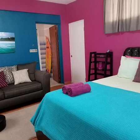 Bed and Breakfast Wssm Surf House Aguadilla Esterno foto