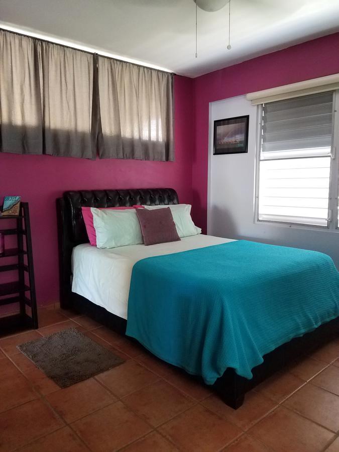 Bed and Breakfast Wssm Surf House Aguadilla Esterno foto