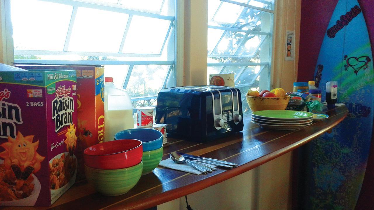 Bed and Breakfast Wssm Surf House Aguadilla Esterno foto