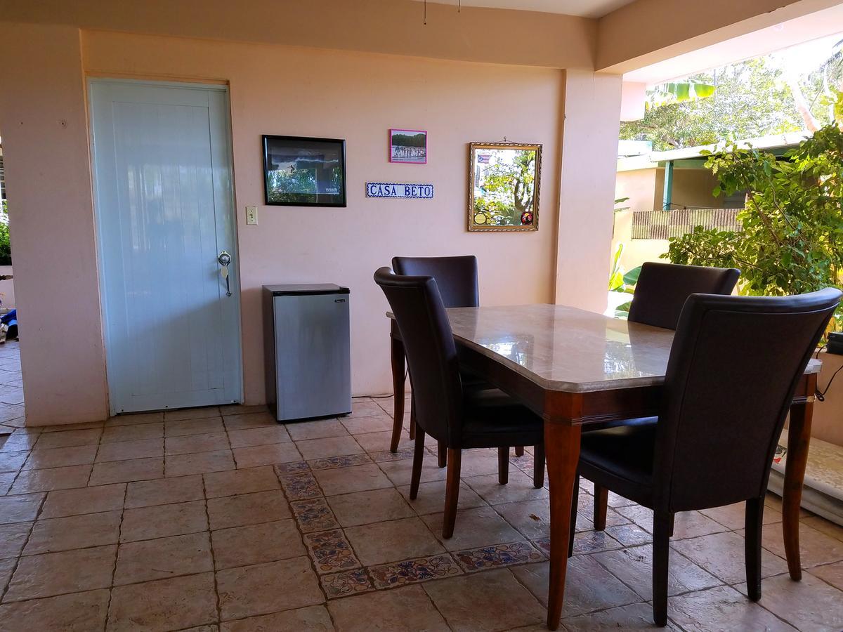 Bed and Breakfast Wssm Surf House Aguadilla Esterno foto