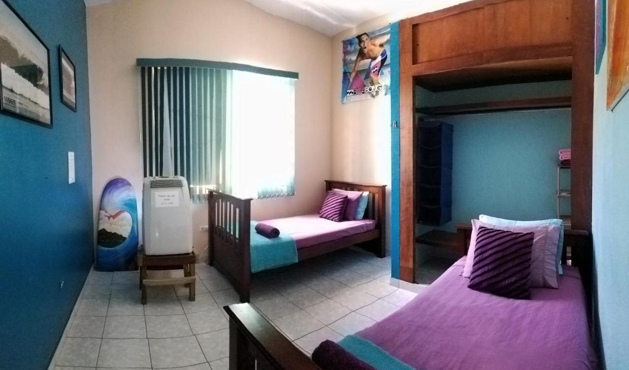 Bed and Breakfast Wssm Surf House Aguadilla Esterno foto