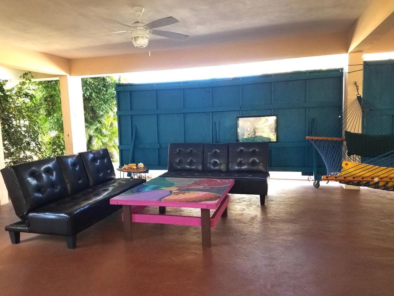 Bed and Breakfast Wssm Surf House Aguadilla Esterno foto
